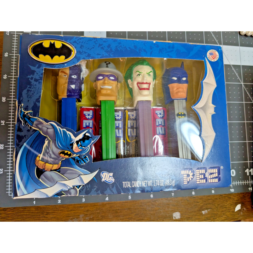 Vtg Pez Dispenser Collector Limited Edition Set of 4: Batman joker riddler two f